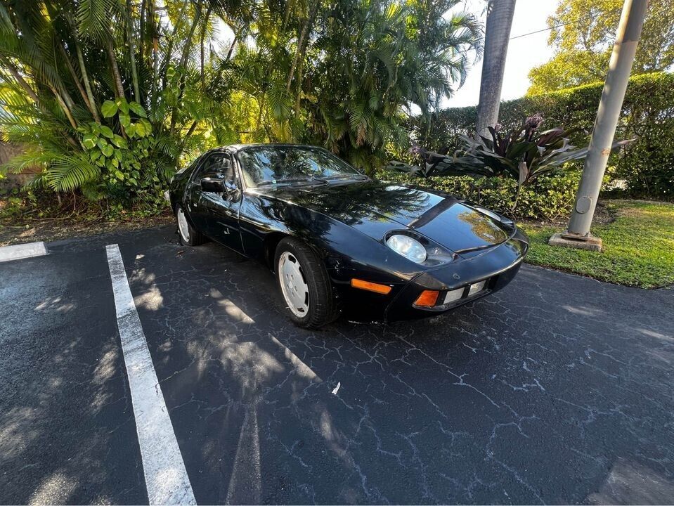 1984 Porsche 928 S - photo 11