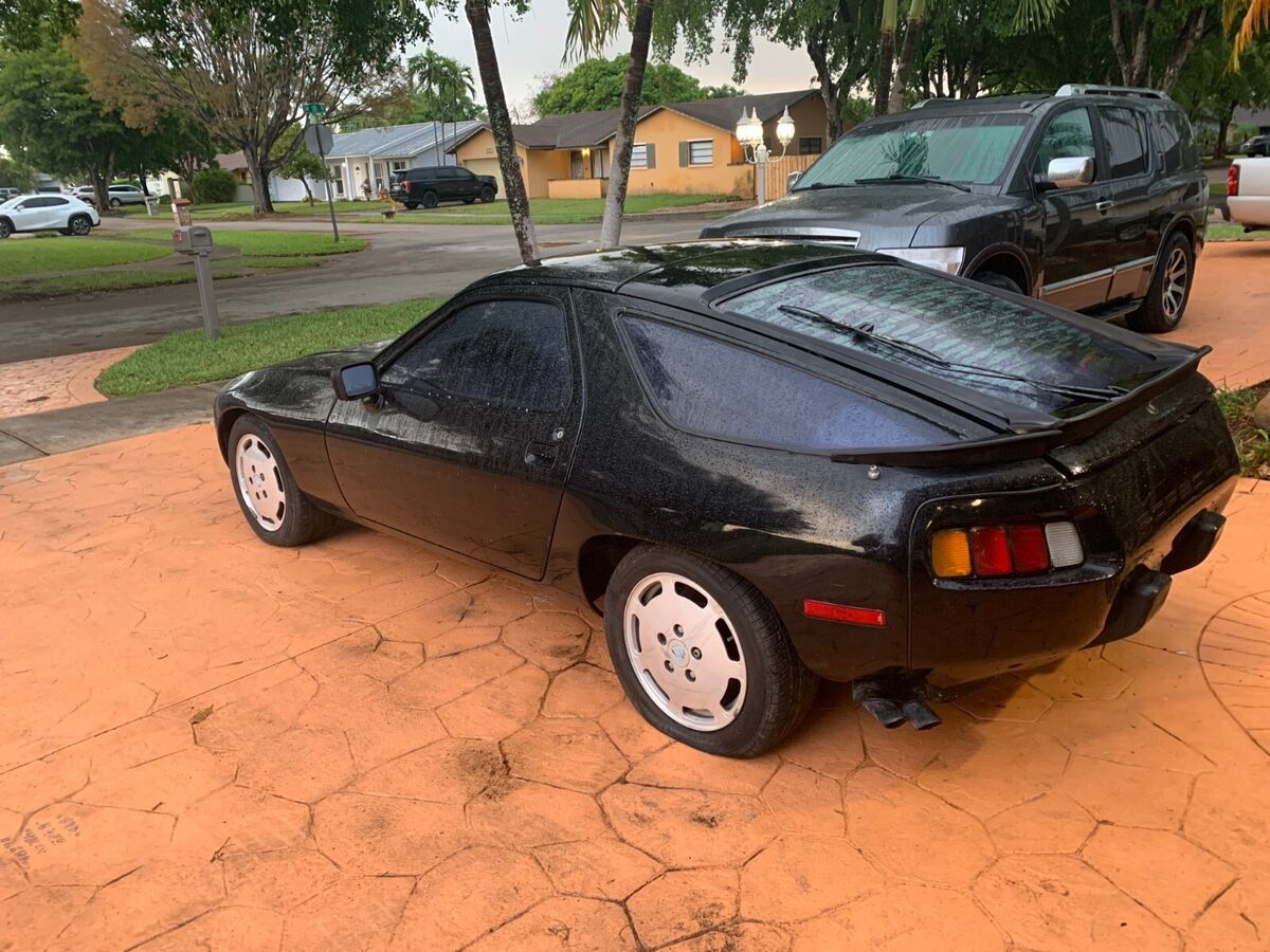 1984 Porsche 928 S - photo 2