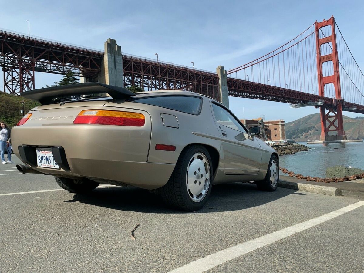 1988 Porsche 928 S4 - photo 6