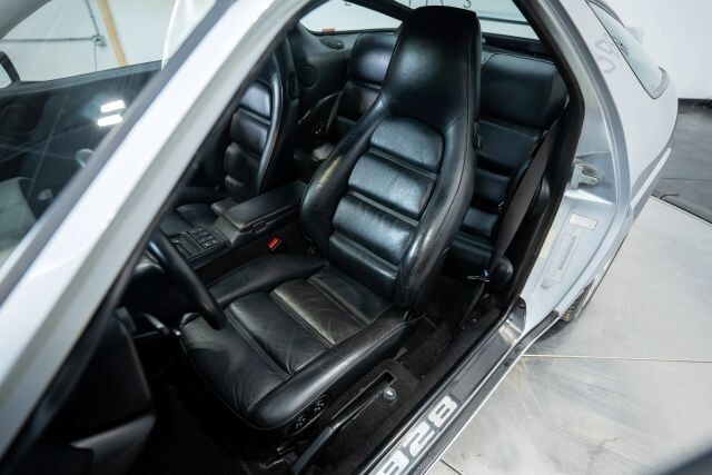 1991 Porsche 928 S 2D Coupe - photo 3