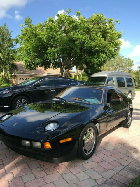 1984 Porsche 928 - photo 5