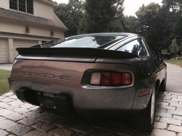 1985 Porsche 928 S - photo 6