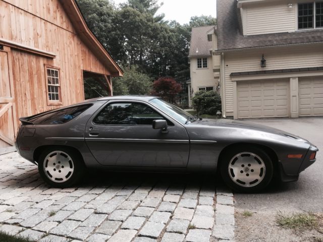 1985 Porsche 928 S - photo 7
