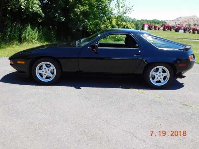 1984 Porsche 928 - photo 3