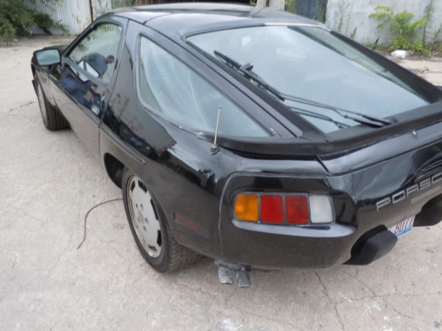 1983 Porsche 928 - photo 3