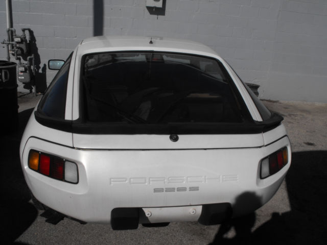 1986 Porsche 928 928S - photo 2
