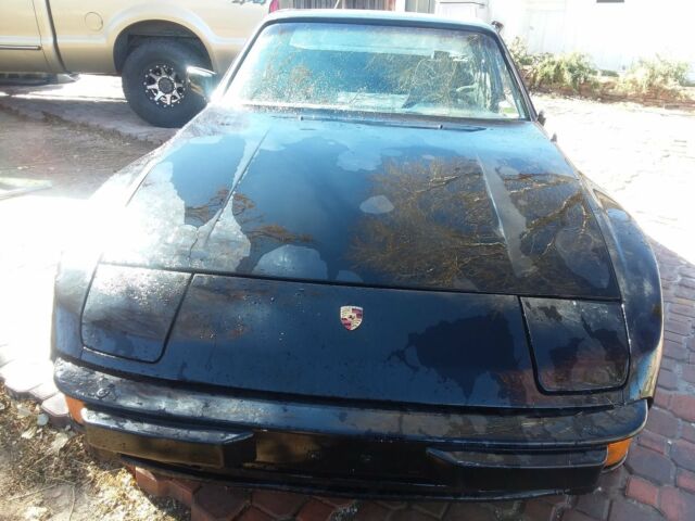 1983 Porsche 944 yes some - photo 2