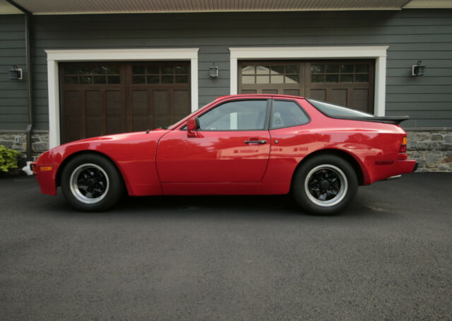 Porsche 944 1983 26,000 Miles 2 Owner 1983 Porsche 944