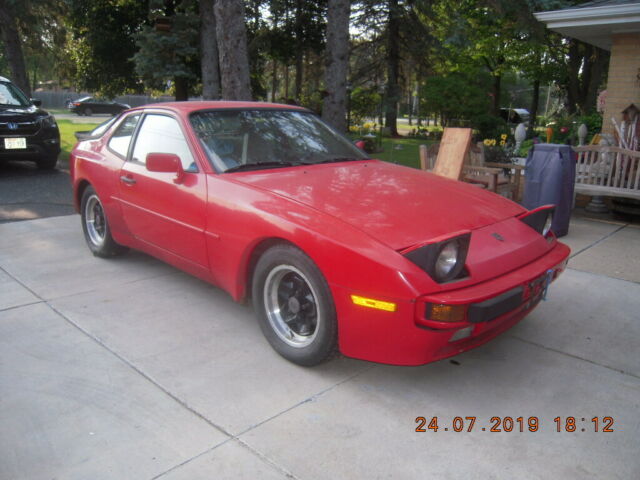 1984 Porsche 944 - photo 2