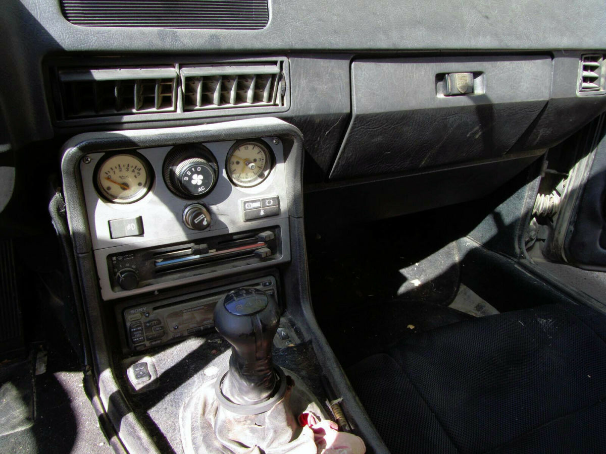 1984 Porsche 944 - photo 6