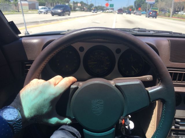 1984 Porsche 944 - photo 2
