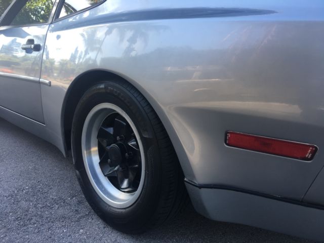 1984 Porsche 944 - photo 4