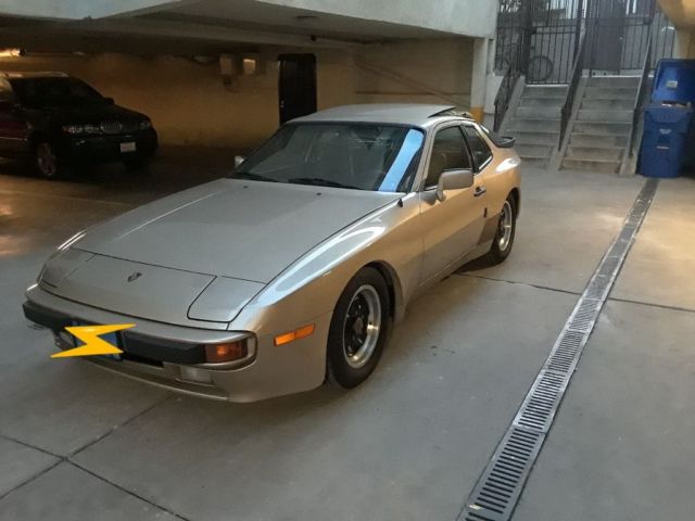 1985 Porsche 944 Leather - photo 5