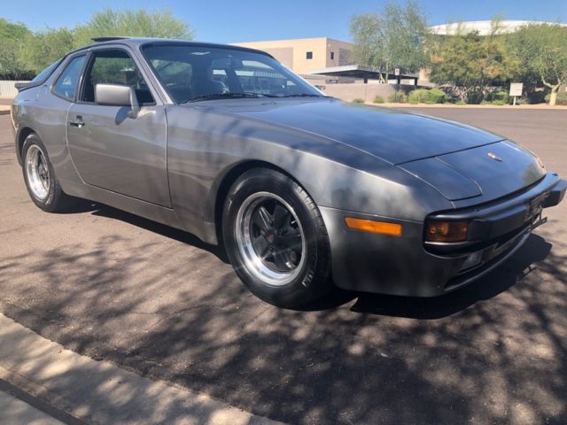 1985 Porsche 944 - photo 8