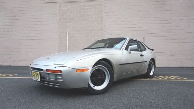 1986 Porsche 944 - photo 2