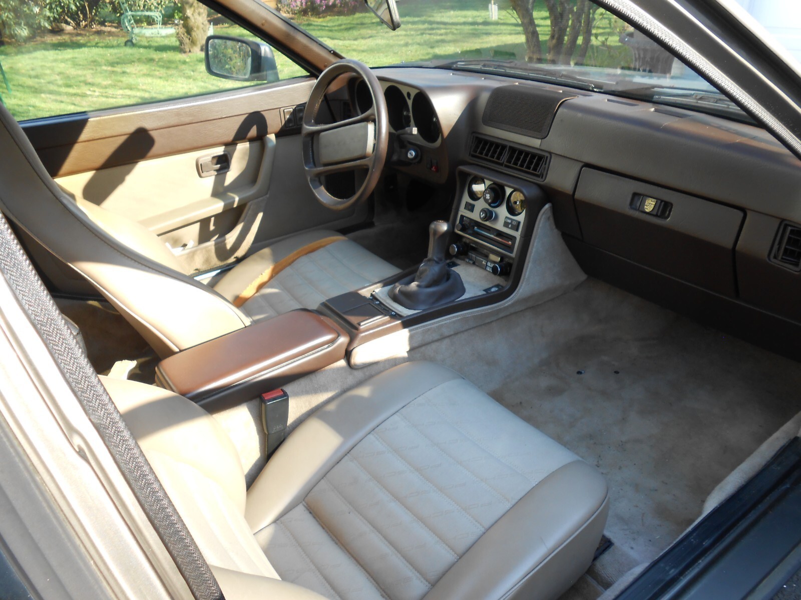 1984 Porsche 944 - photo 3