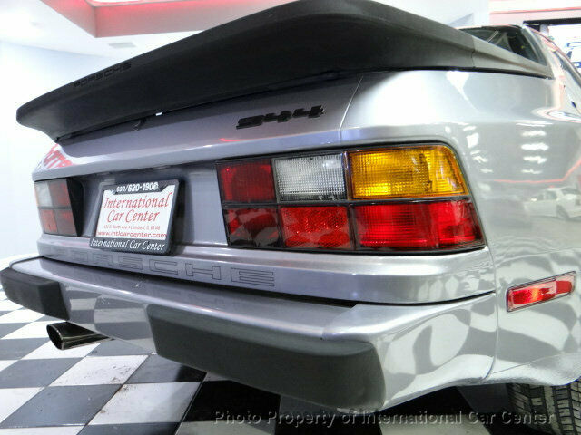 1987 Porsche 944 - photo 6