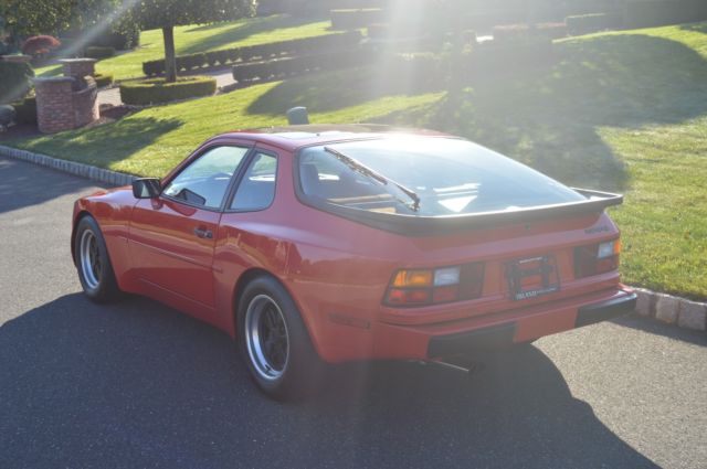 1985 Porsche 944 944 Base *Rare Auto Trans* - photo 3