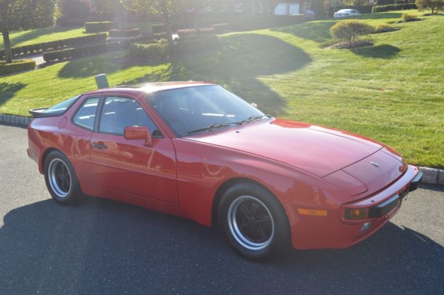 1985 Porsche 944 944 Base *Rare Auto Trans* - photo 7
