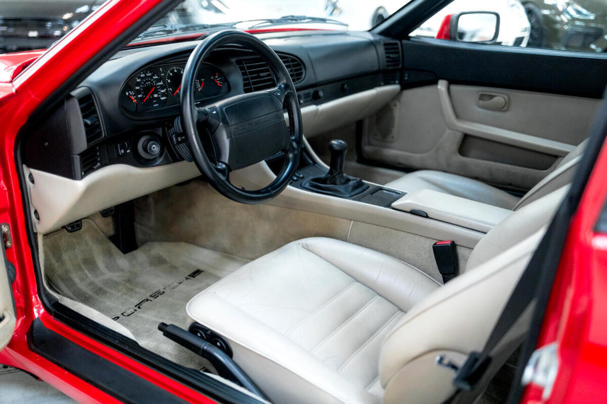 1987 Porsche 944 Turbo - photo 2
