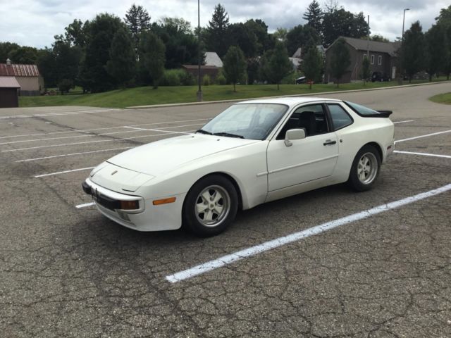 Porsche 944 Runs and Drives-Needs Work 1985 Porsche 944