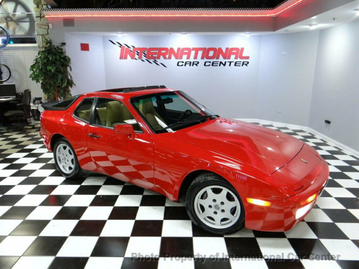 1987 Porsche 944 S