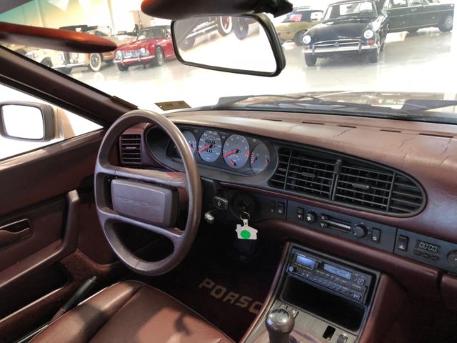 1985 Porsche 944 - photo 11