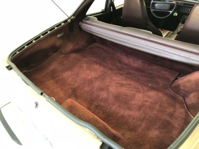 1985 Porsche 944 - photo 12