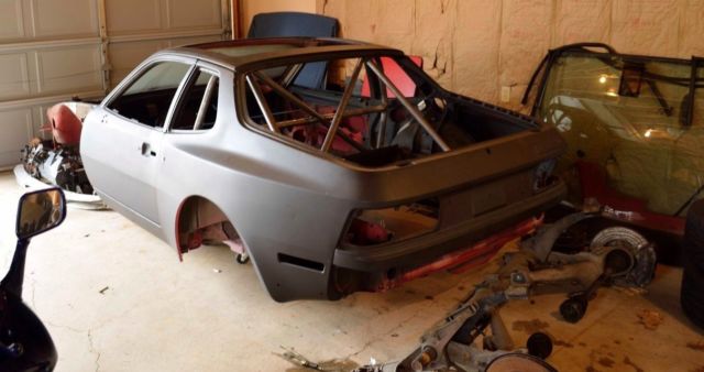 Porsche 944 Turbo / 951 Stripped Shell with Roll Bar (Prepped for race project) 1986 Porsche 944