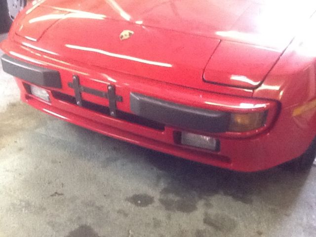 1987 Porsche 944 - photo 2