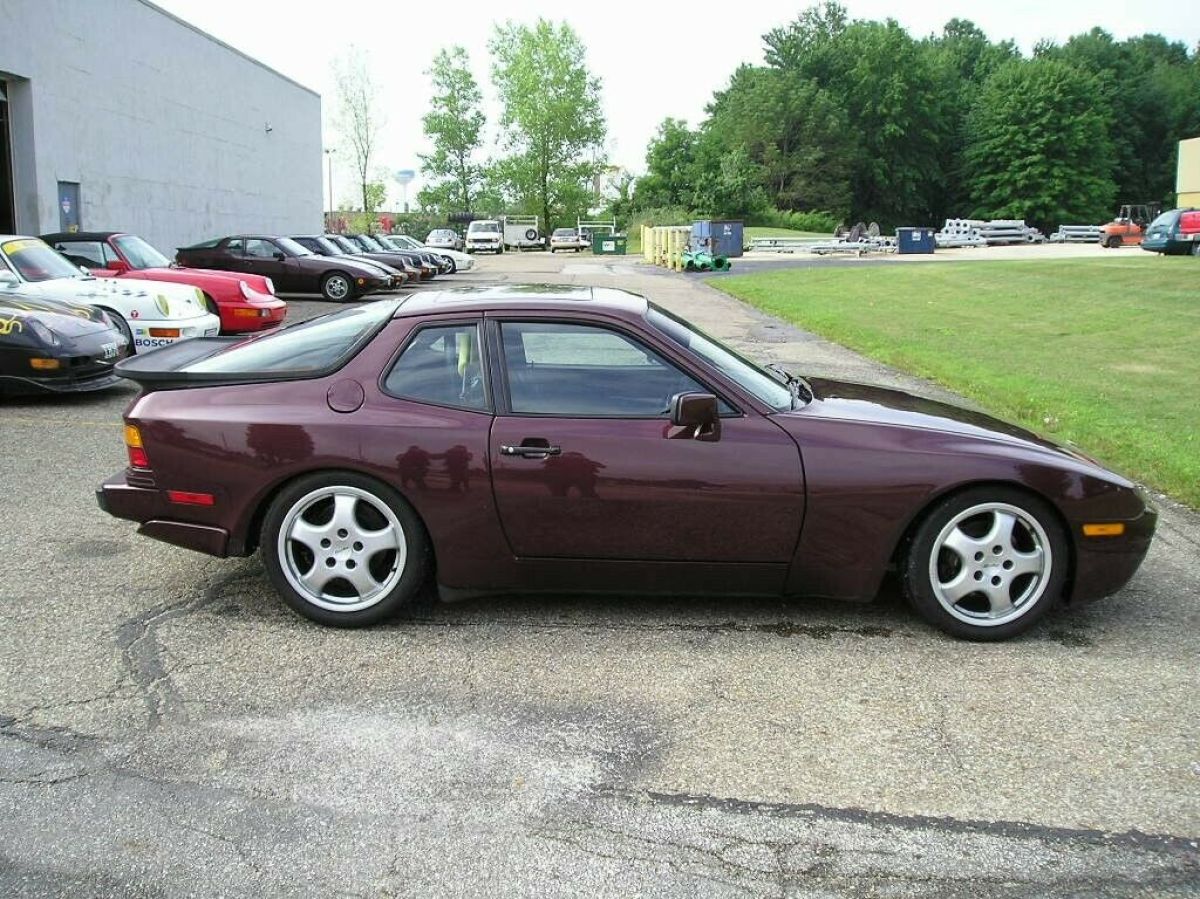 1987 Porsche 944 - photo 2
