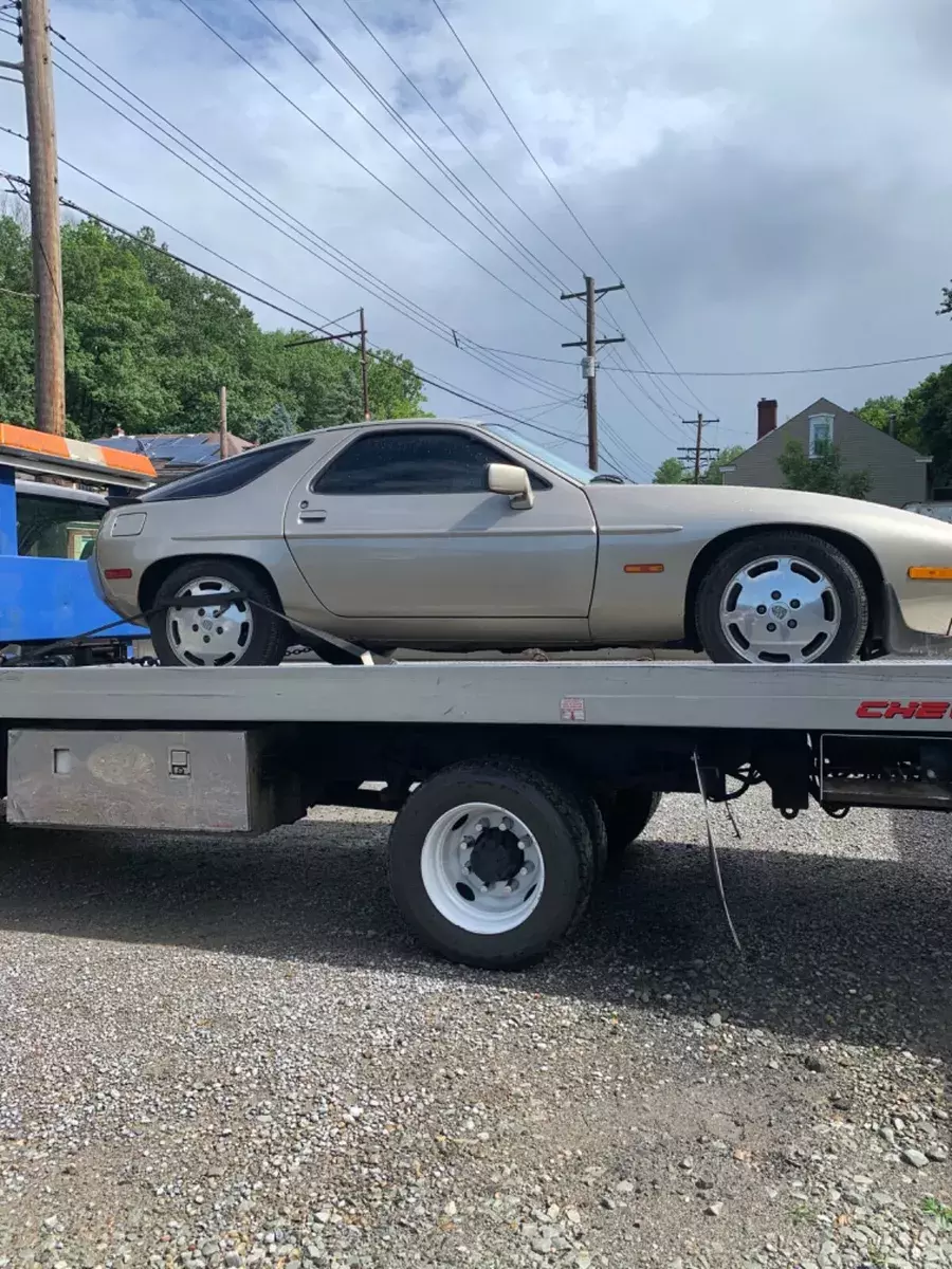 Porsche Euro 928s 1985 Porsche 928