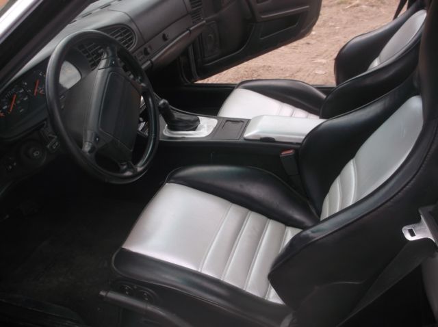 1985 Porsche 944 - photo 5