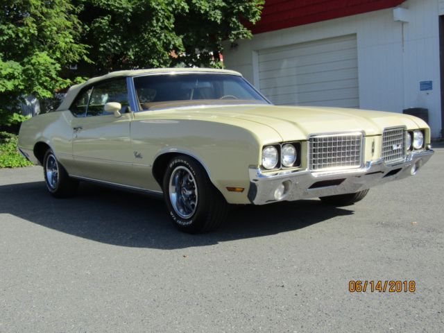 1972 Oldsmobile Cutlass Cutlass Supreme convertible - photo 2