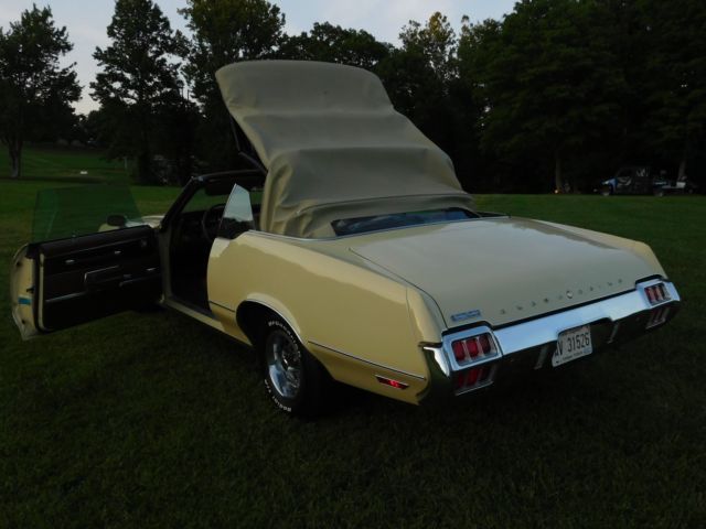 1972 Oldsmobile Cutlass Cutlass Supreme convertible - photo 3