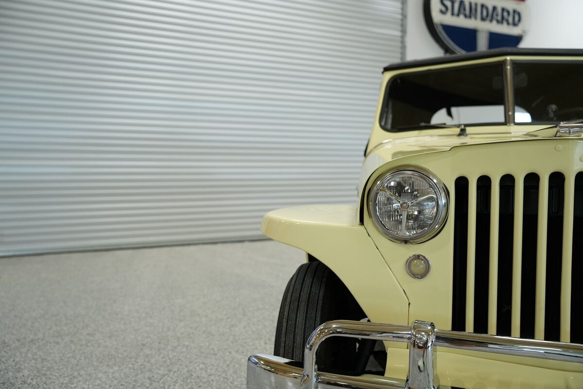 1949 Willys Jeepster - photo 8