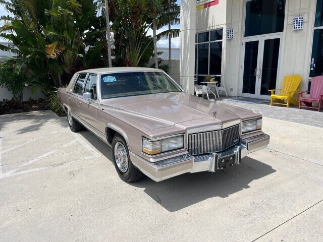 1991 Cadillac Fleetwood - photo 2