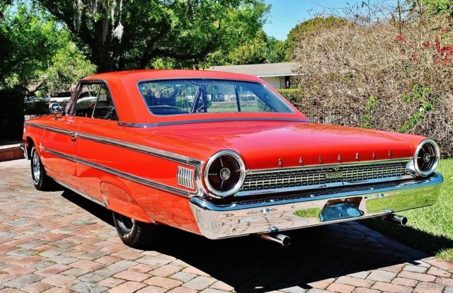 1963 Ford Galaxie 500 Fastback Z Code 390 V8 Absolutely Gorgeous! - photo 4