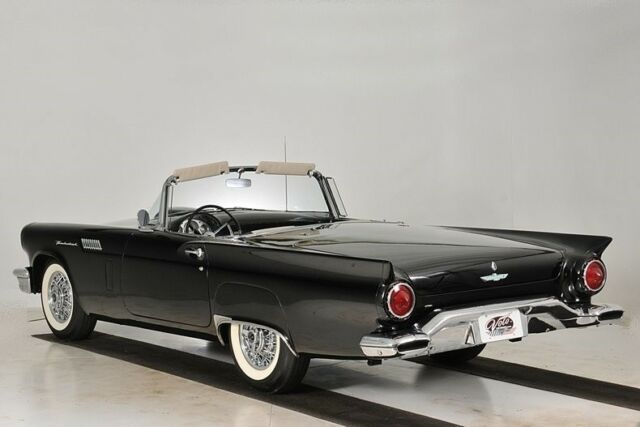1957 Ford Thunderbird -- - photo 3
