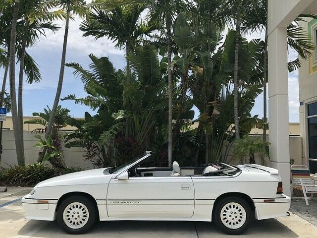1994 Chrysler LeBaron - photo 2