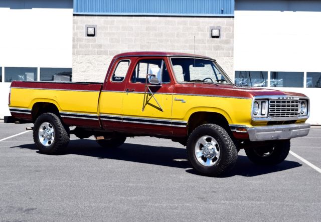 1977 Dodge Power Wagon W20 CLUB CAB ADVENTURER 4X4 - photo 2
