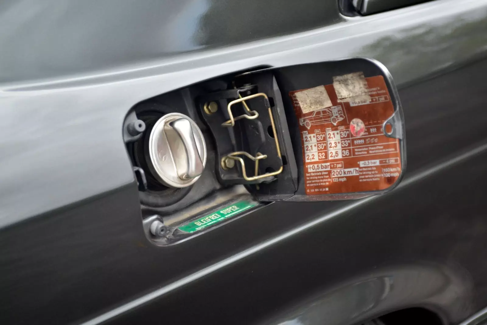 1989 Mercedes-Benz 560SEC - photo 13