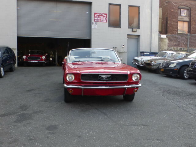 Presentable running and driving 1966 Mustang Convertible 6 cylinder automatic. 1966 Ford Mustang Convertible
