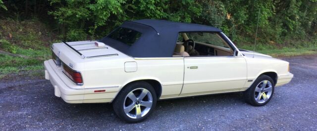 1986 Dodge 600 2 Door Convertible ES Turbo - photo 4