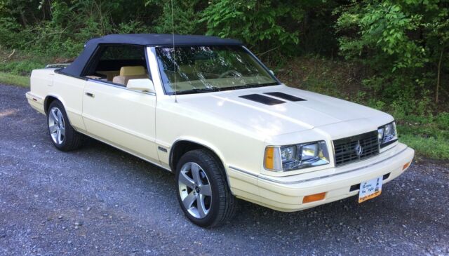1986 Dodge 600 2 Door Convertible ES Turbo - photo 5