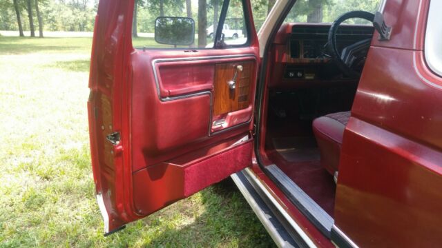 1984 Ford Bronco --xlt Lariat - photo 7