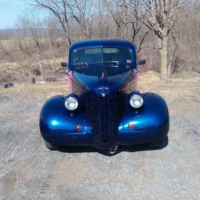 1937 Pontiac Touring Sedan - photo 4
