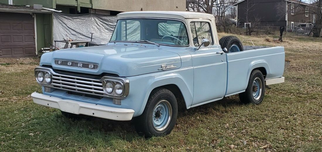 PRICE REDUCED... 1959 Ford F250 pickup w hydraulic dump bed. Rare factory mod 1959 Ford F250 Base