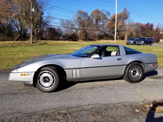 1984 Chevrolet Corvette - photo 2