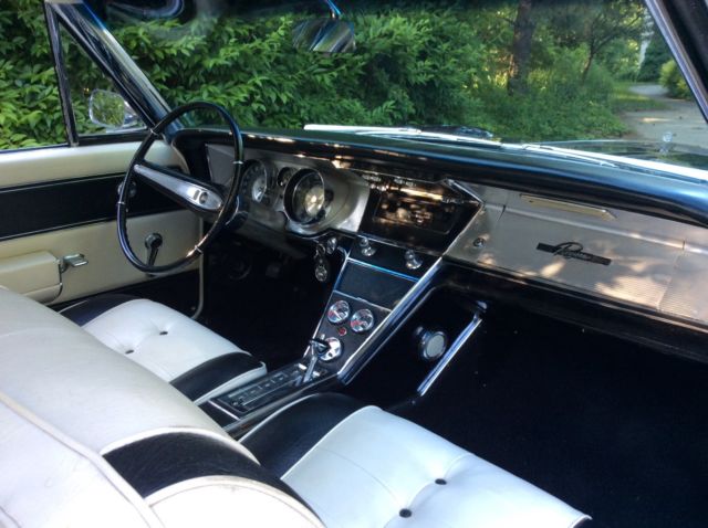 1963 Buick Riviera - photo 2